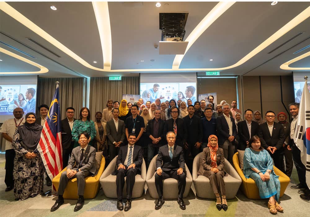 Lauching of the 6-month training called: AI & Digital Leadership Program for Public Sectors, organized by Chamrun Digital in collaboration with JPA and Seoul National University of Korea